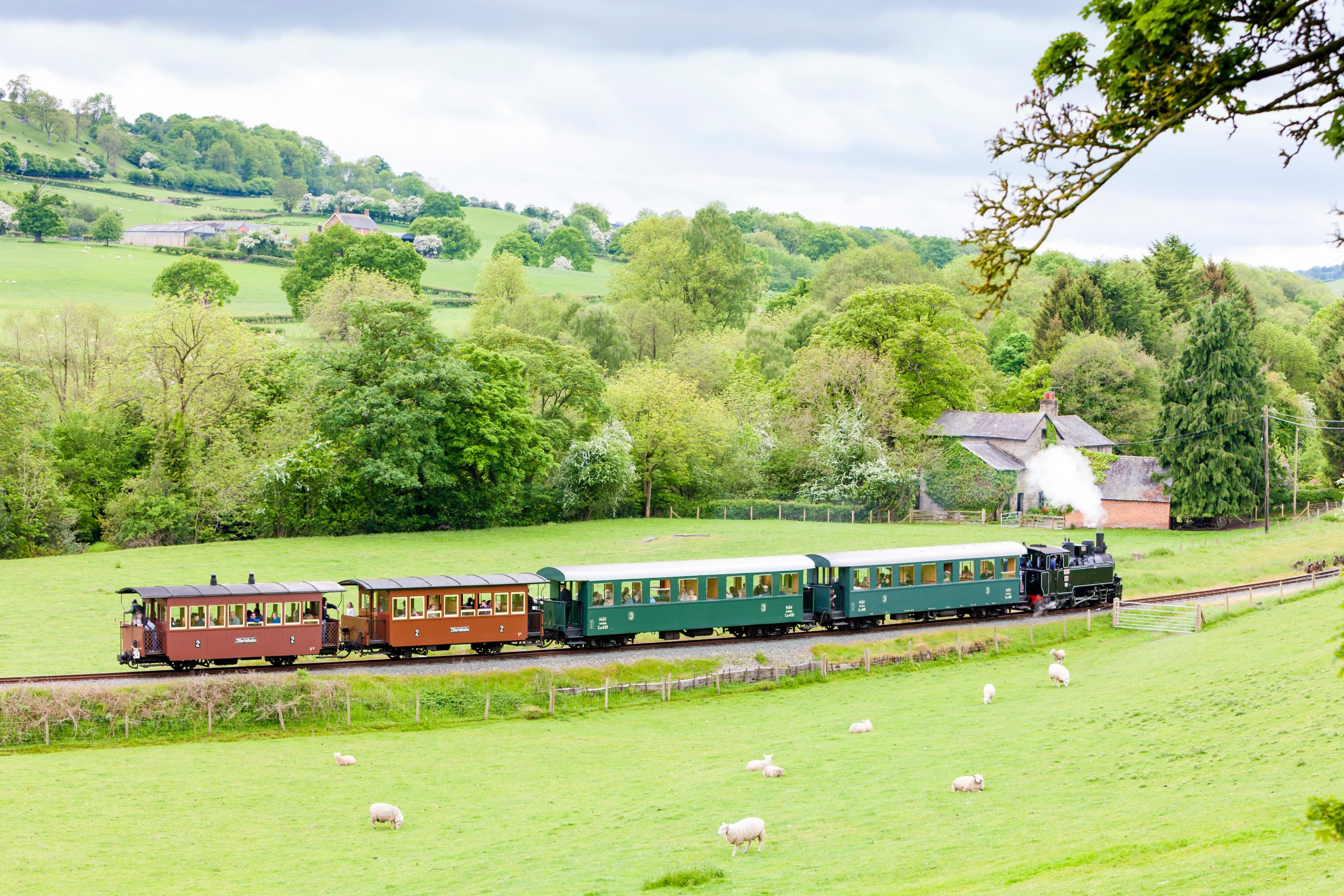 Welshpool and Llanfair Light Railway, Wales